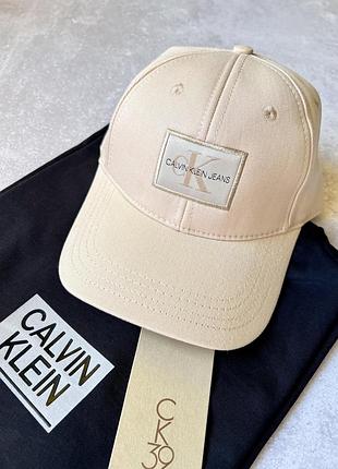 Кепка calvin klein
