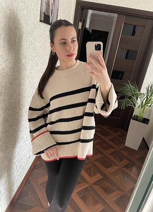 Продам стильный свитер