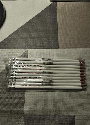 Набор карандашей