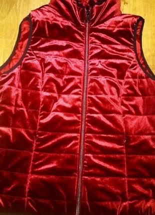 Бархат,  жилет