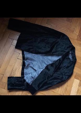 Бархатный блейзер sisley