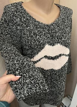 Светр букле