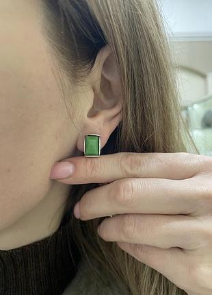 Серебряные серьги с нефритом 925 проба