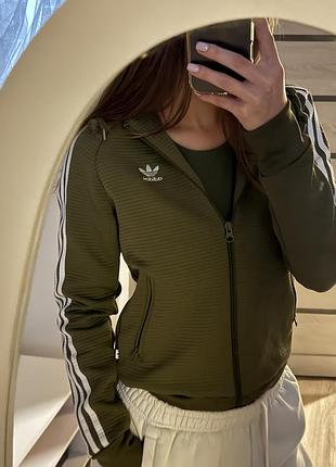 Карта adidas, худи
