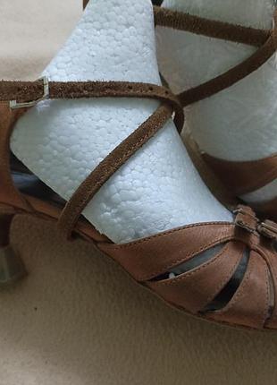 Туфлы для бальных танцев