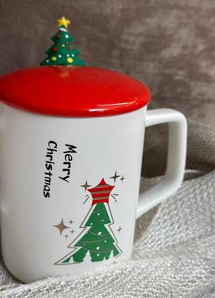 Чашка новогодняя christmas tree фарфор с крышкой и ложкой 360 мл (r33367-2)