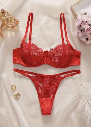 Комплект белья красный