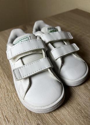 Продам кеди adidas