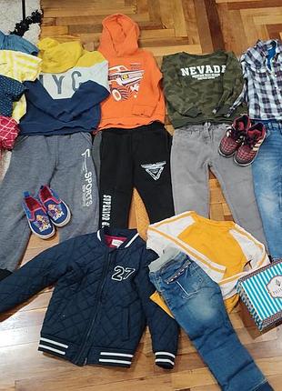 Пакет речей на хлопчика 5-6 років (110-116 р), куртка штани, толстовка, кросівки