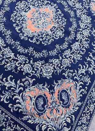 Платок из шелка шелковый платок с красивым орнаментом3 фото