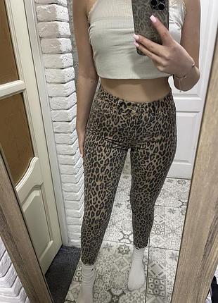 Джинси  в леопардовий принт new look