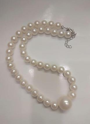Жемчужное ожерелье с крупной бусиной бижутерия