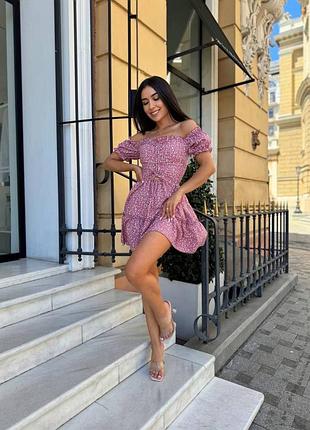 Короткое женственное летнее платье