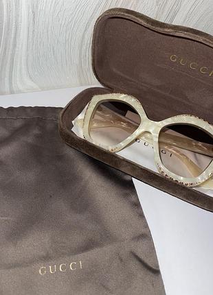 Сонцезахисні окуляри gucci