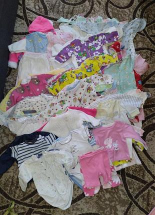 Одяг для малюків 0-3 місяці.