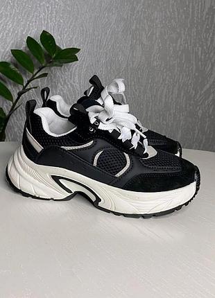 Кроссовки для девочки