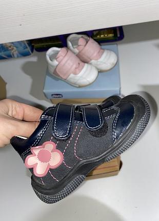 Ботинки на девочку bartek 20-21