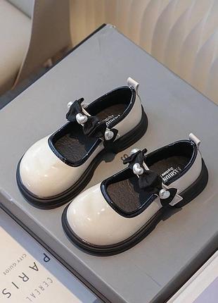 Шикарные нарядные туфли для вашей принцессы