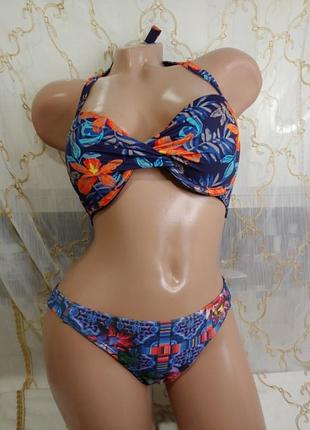 70b/xs зьірний роздільний купальник на пушапі бу