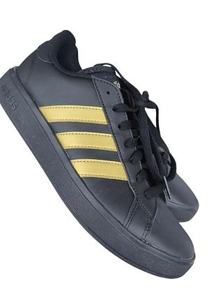 Черные кроссовки grandcourt base 2.06 фото