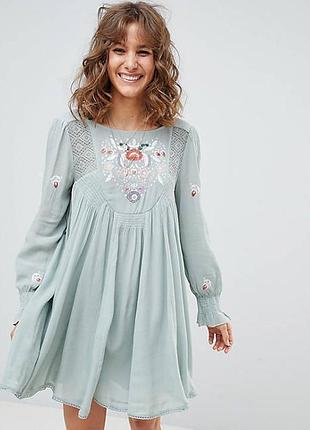 Натуральная мини платье с вышивкой