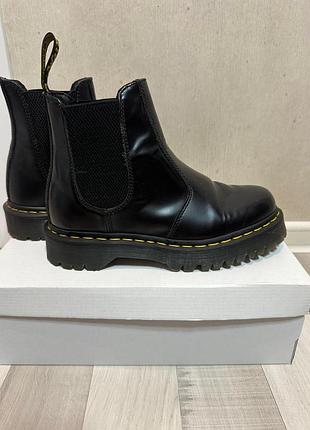 Черевики dr. martens
