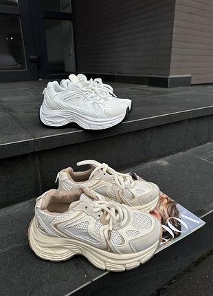 Кроссовки