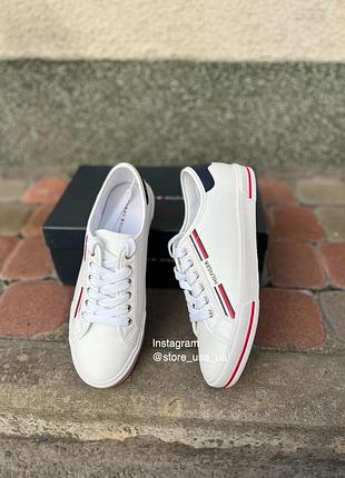 Белые кеды Tommy hilfiger