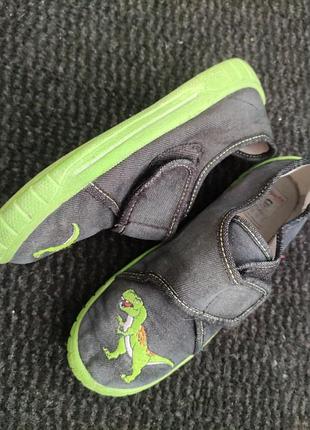 Детские мокасины