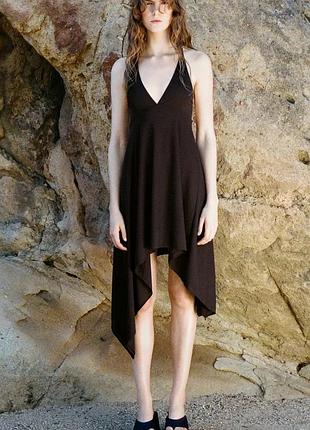 Асимметричное тюлевое платье