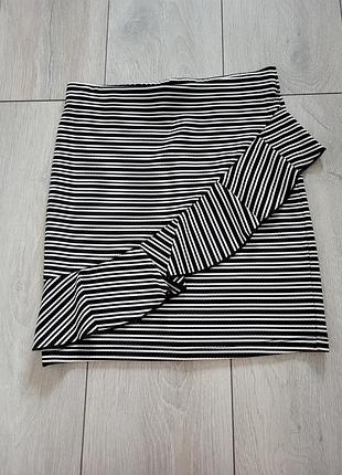 Юбка sinsay xs черно-белая полоска
