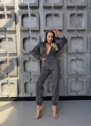 Женский стильный комбинезон