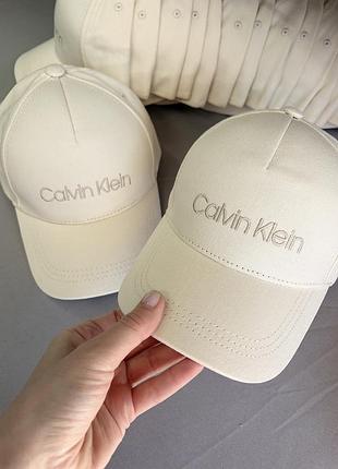 Кепка бейсболка calvin klein ck беж біла чорна