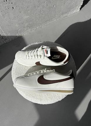 Мужские и женские кроссовки nike cortez light beige brown premium