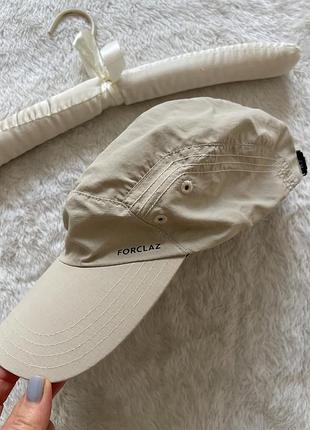 Кепка trek 900 anti uv,forclaz от decathlon