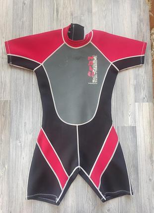 Гидрокостюм