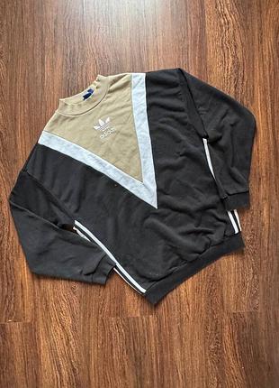 Adidas originals oversized sweatshirt 8