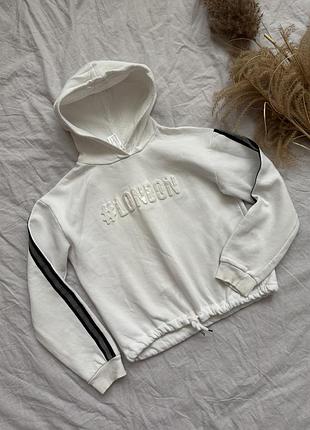 Гарна біла кофта з капюшоном (є нюанси)