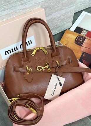 Miu miu aventure nappa leather medium size шкіра