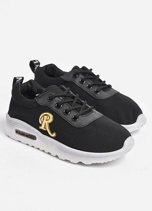 Кроссовки детские дышащие и мягкие