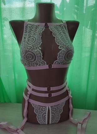 Кружевной комплект трусики с доступом холтер