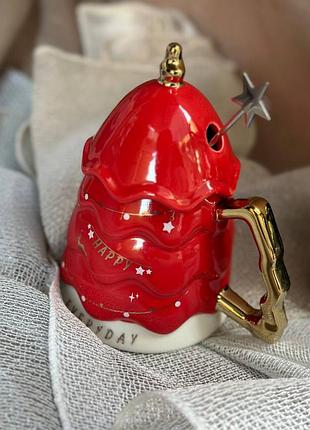 Чашка happy life christmas tree керамічна з кришкою і мішалкою 460 мл червоний (hp1972r)