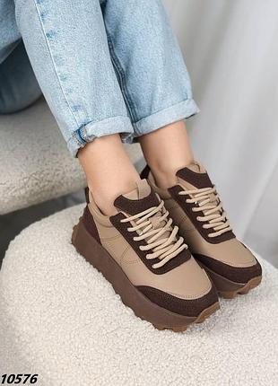 Замшевые кроссовки10 фото