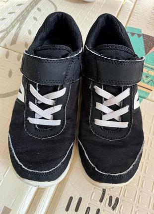 Кроссовки мальчику