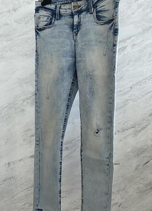 Джинси denim co