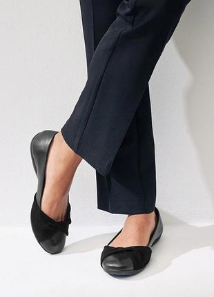 Класичні чорні балетки lilley