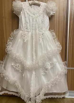 Изысканное, красивое, нежное платье для девочки.