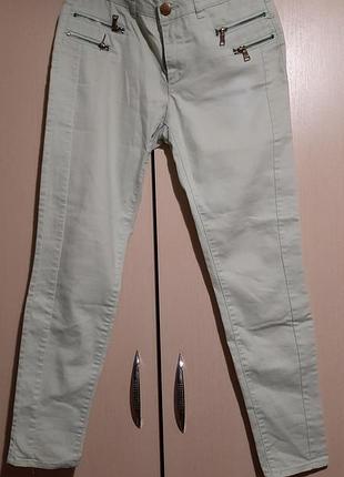 Джинсы женские летние, размер м.