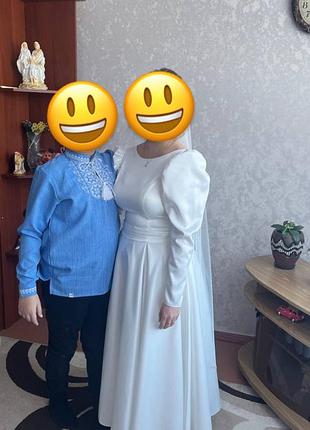 Свадебное платье