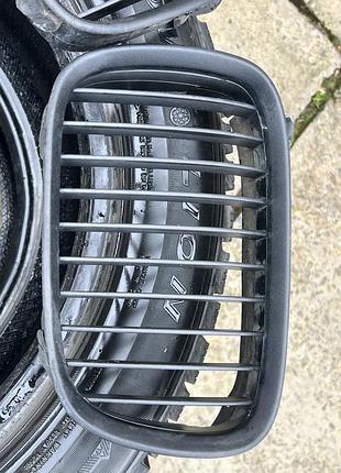 Решітки радіатора на бмв е39